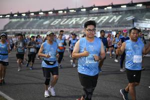 BIB: 52097, 524
                            <button type="button" onclick="openModal(10462305)" class="btn btn-primary btn-sm float-right btn-popup" data-toggle="modal" data-target=".modal-high-quality">
                        <i class="fas fa-shopping-cart"></i> Add to Cart
                    </button>
                                            <button type="button" onclick="isThisMe(10462305, true)" class="btn btn-success btn-sm float-right btn-popup btn-isme hidden" data-toggle="tooltip" data-placement="bottom" title="นี่คือรูปของคุณใช่ไหม คลิกที่นี่เพื่อเอาเข้าอัลบั้ม">
                        <i class="fas fa-plus"></i> Add to album
                    </button>
                    <button type="button" onclick="isThisMe(10462305, false)" class="btn btn-warning btn-sm float-right btn-popup btn-isnotme hidden">
                        <i class="fas fa-ban"></i> Remove from album
                    </button>